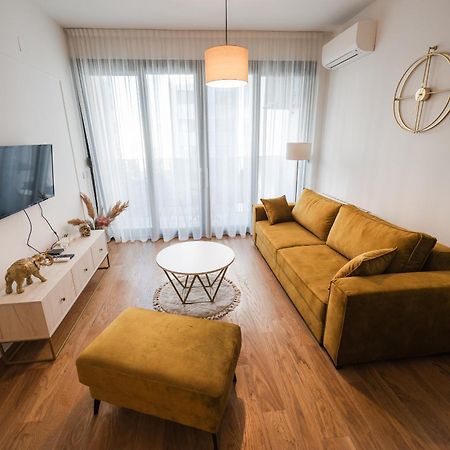 Apartman City Charm Баня Лука Екстериор снимка