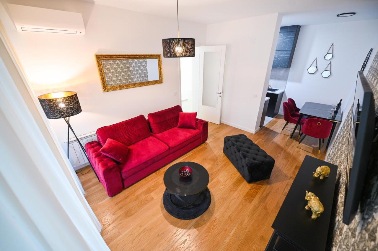 Apartman City Charm Баня Лука Екстериор снимка
