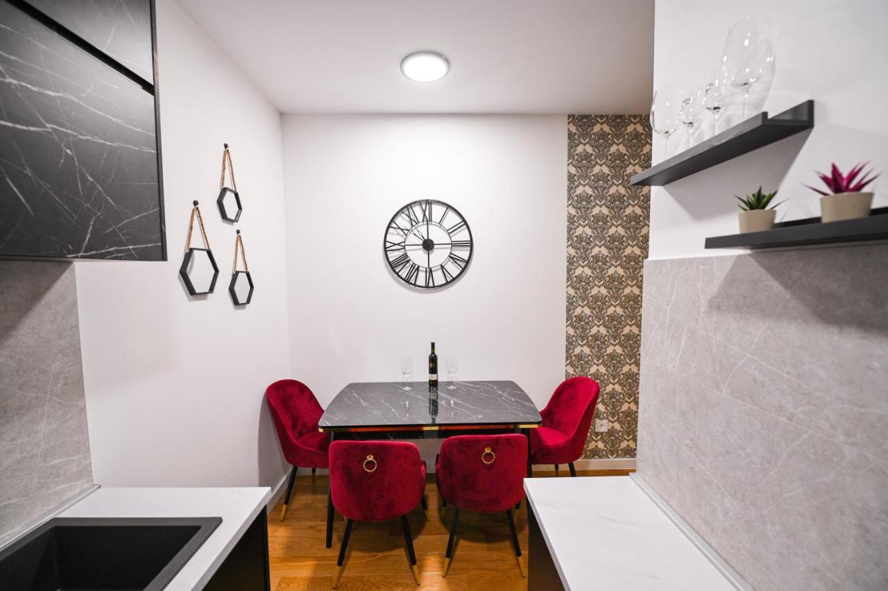 Apartman City Charm Баня Лука Екстериор снимка