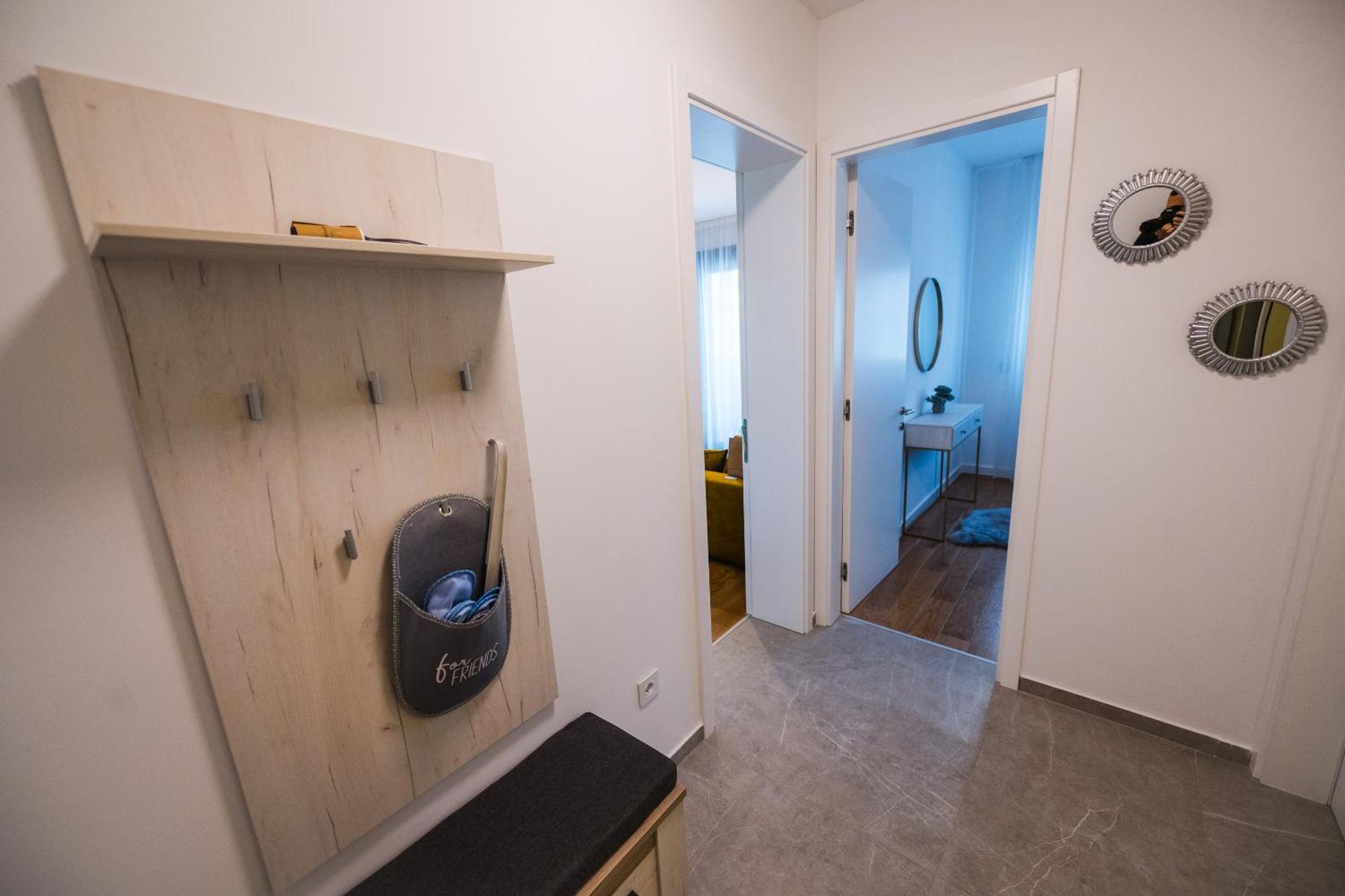 Apartman City Charm Баня Лука Екстериор снимка