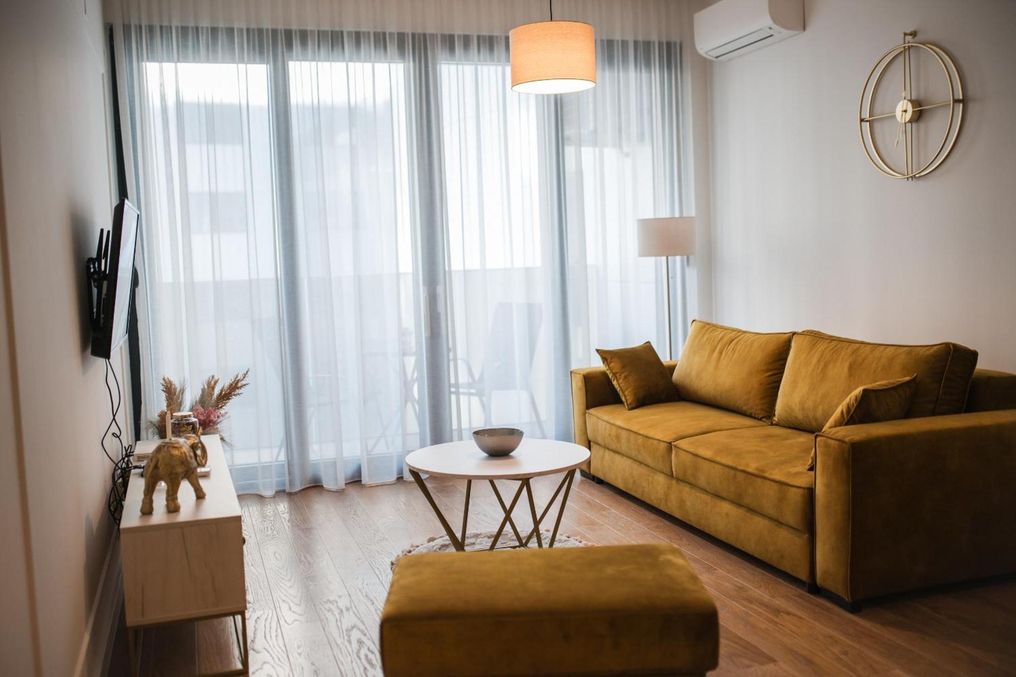Apartman City Charm Баня Лука Екстериор снимка