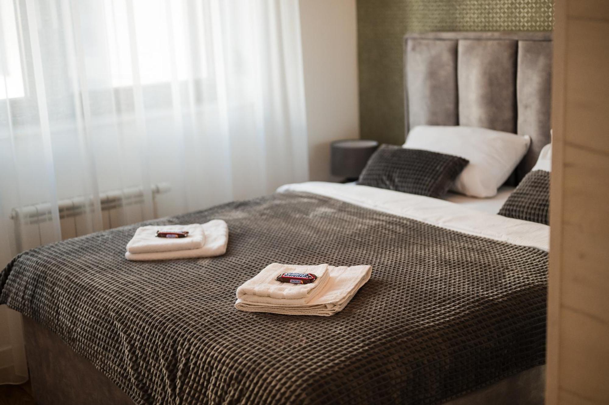 Apartman City Charm Баня Лука Екстериор снимка